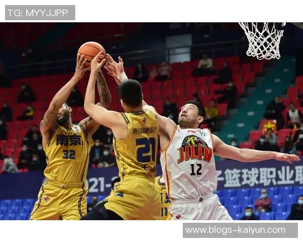 南京篮球队荣登篮球配合排行榜第五名展现团队实力与默契