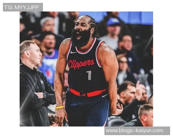 掘金与快船三节激战回顾双方精彩表现引发球迷热议